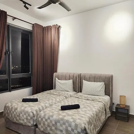 One Bedroom Troika Kota Bharu By Aghome Room photo
